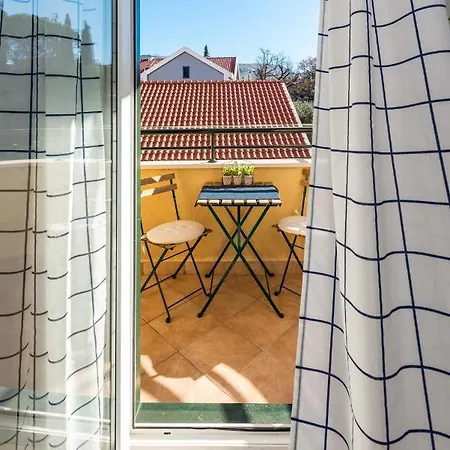 Blumarine دوبروفينك